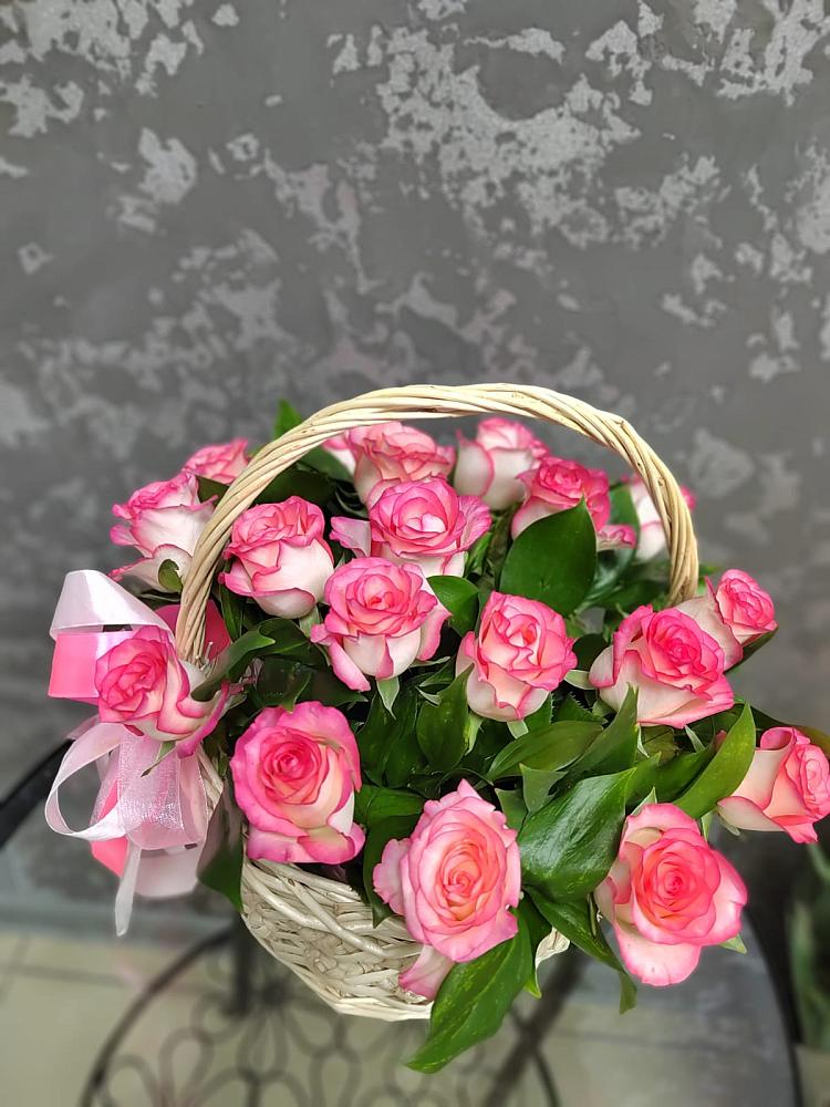 Цветочная композиция из Розы в корзине в Горняке