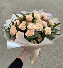 Букет Кремовые розы Латте в Горняке
