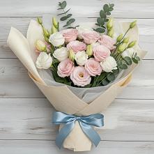 Букет цветов из:  Лизиантусы в Горняке