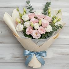 Букет цветов из:  Лизиантусы в Горняке