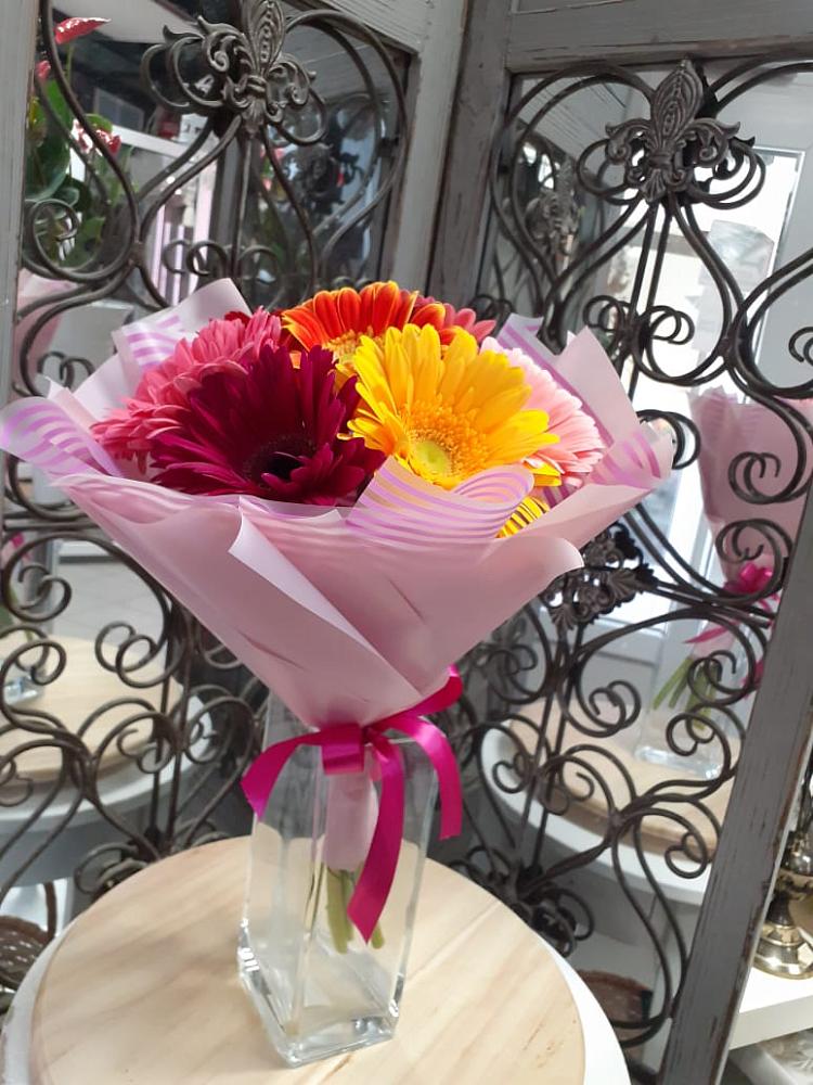 Букет цветов из: Герберы в Горняке