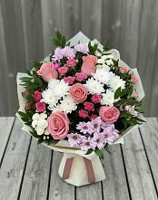 Букет цветов из:  Альстромерии, Гвоздики, Розы и Хризантемы в Горняке