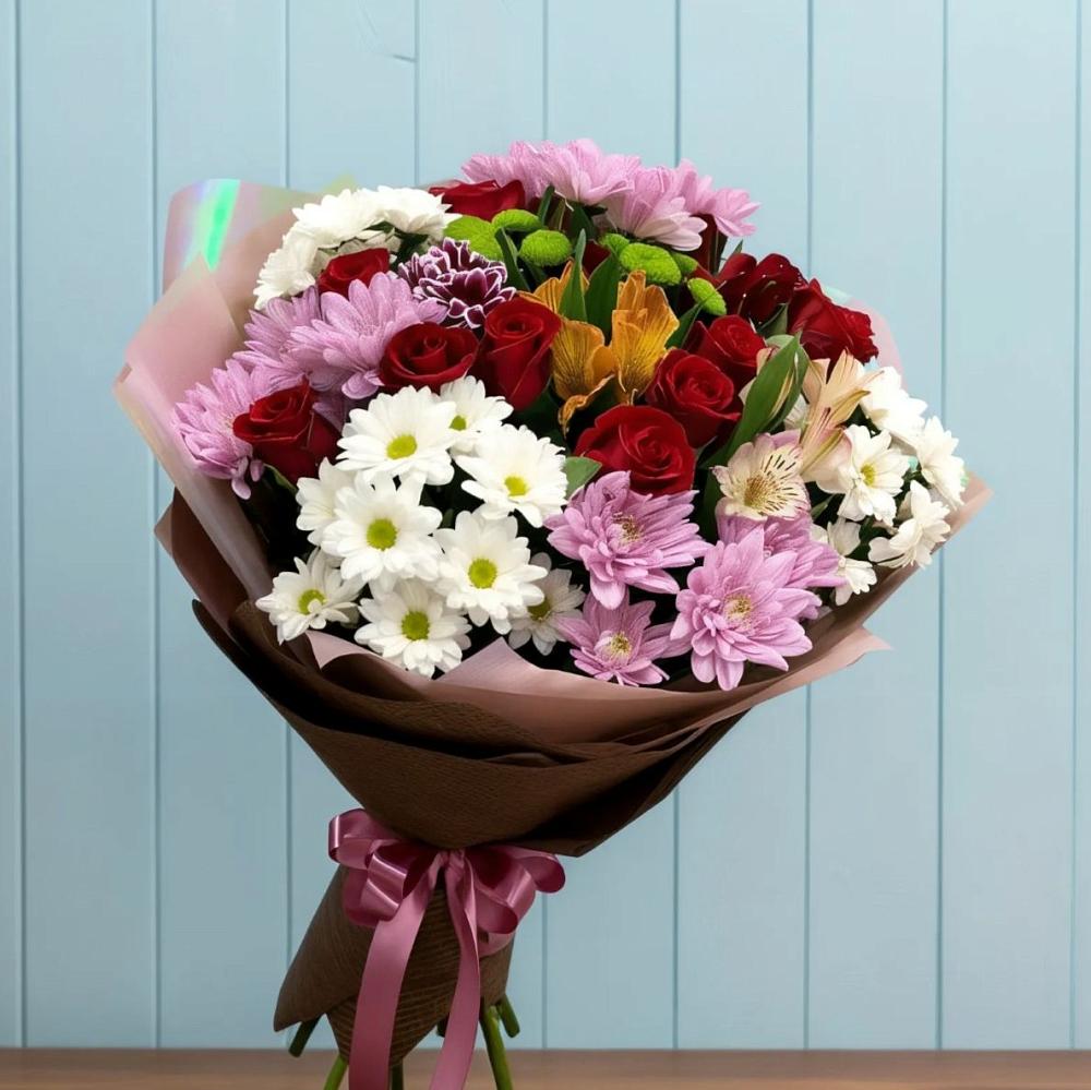 Букет цветов из: Розы, Хризантемы и Альстромерии в Горняке