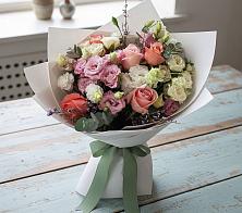 Букет цветов из:  Розы, Лизиантусы и Гвоздики #REPLACE_PRED# Горняке