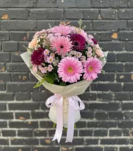 Букет цветов из:  Герберы и Хризантемы в Горняке