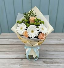 Букет цветов из:  Герберы, Розы и Хризантемы в Горняке