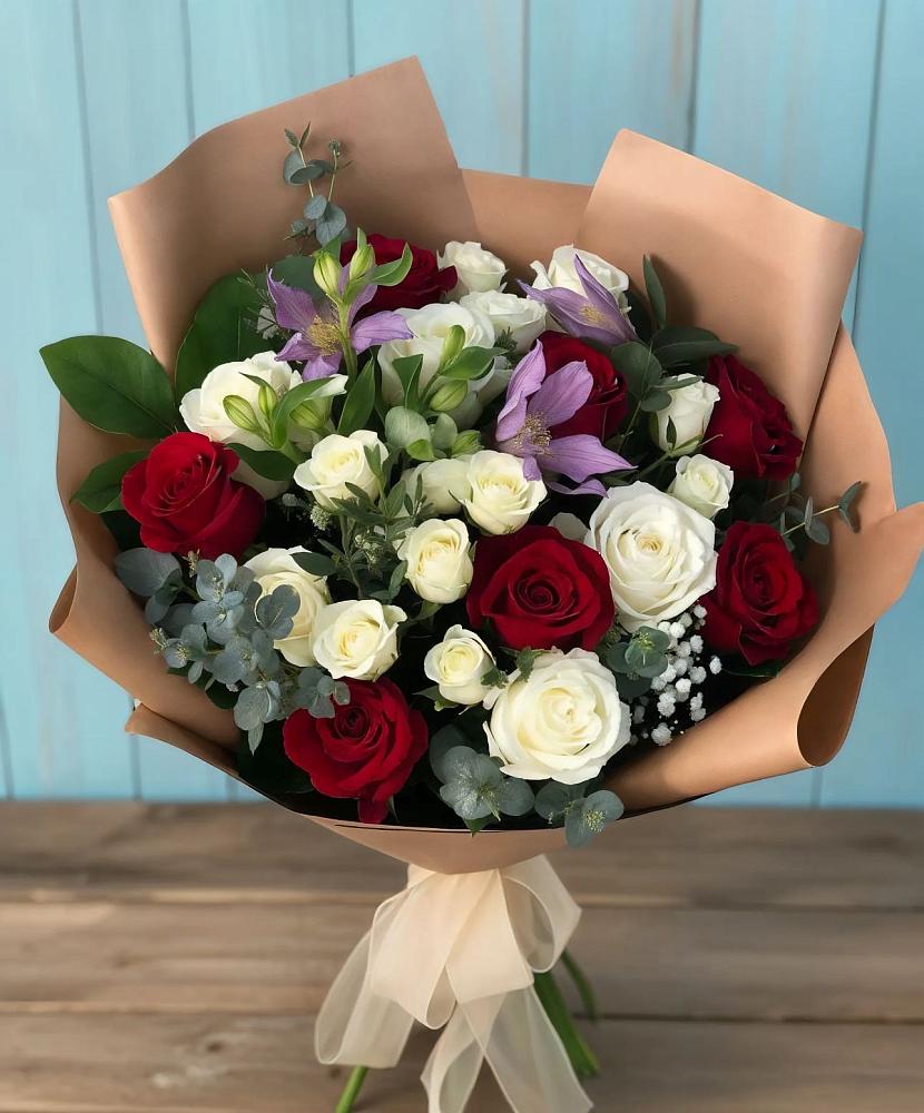 Букет цветов из: Розы и Альстромерии в Горняке