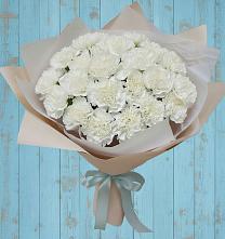 Букет цветов из:  Гвоздики в Горняке